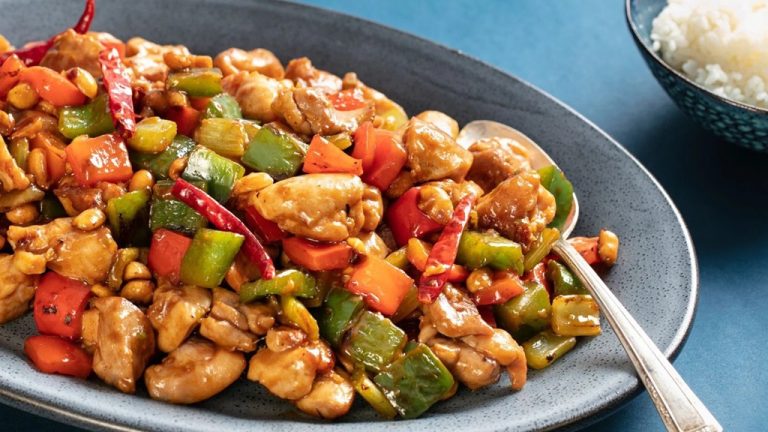 What is the flavor of Kung Pao chicken?